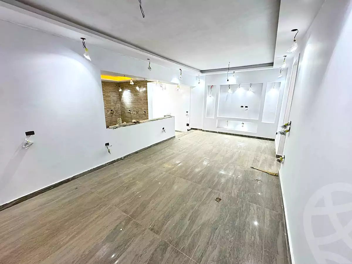 https://aqarmap.com.eg/ar/listing/7271421-for-sale-cairo-new-cairo-el-ahyaa-fifth-neighborhood-street-21