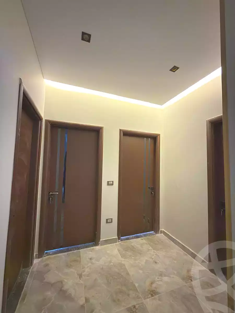 https://aqarmap.com.eg/en/listing/7271474-for-sale-cairo-new-cairo-compounds-grand-caesar-thiqa