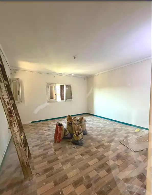 https://aqarmap.com.eg/ar/listing/7271475-for-sale-cairo-helwan-mostafa-fahmy-st