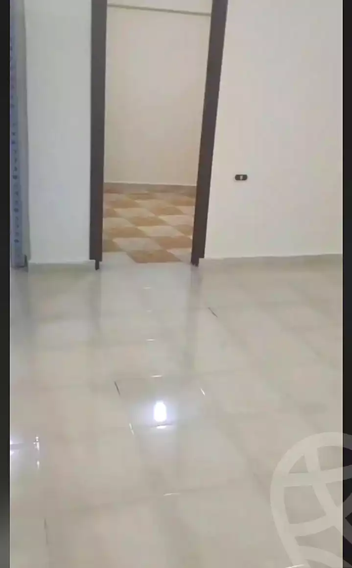 https://aqarmap.com.eg/ar/listing/7271512-for-sale-alexandria-el-asafra-shr-45