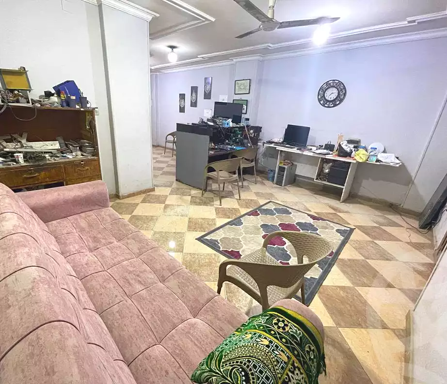 https://aqarmap.com.eg/ar/listing/7271521-for-sale-cairo-helwan-mahmoud-khater-st