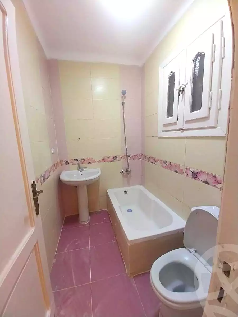 https://aqarmap.com.eg/en/listing/7271543-for-sale-alexandria-al-agamy