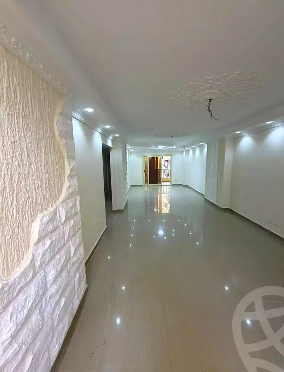 https://aqarmap.com.eg/ar/listing/7271552-for-sale-alexandria-al-agamy-lbytsh-el-reyad-st