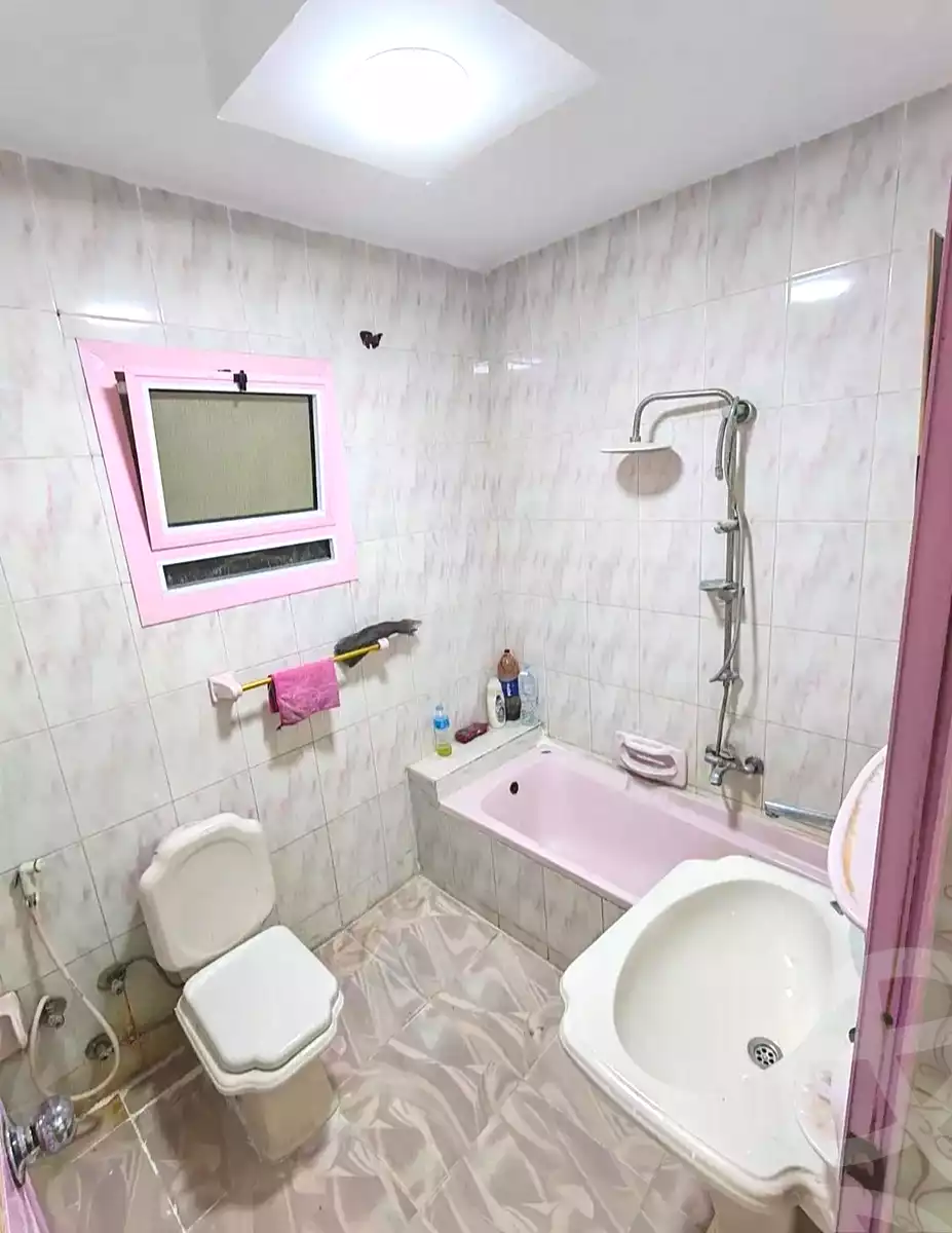 https://aqarmap.com.eg/ar/listing/7271548-for-sale-alexandria-al-agamy-el-hanouvel