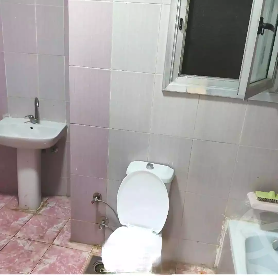 https://aqarmap.com.eg/en/listing/7271630-for-sale-alexandria-sydy-bshr-sydy-bshr-bhry-gamal-abd-el-nasir-st