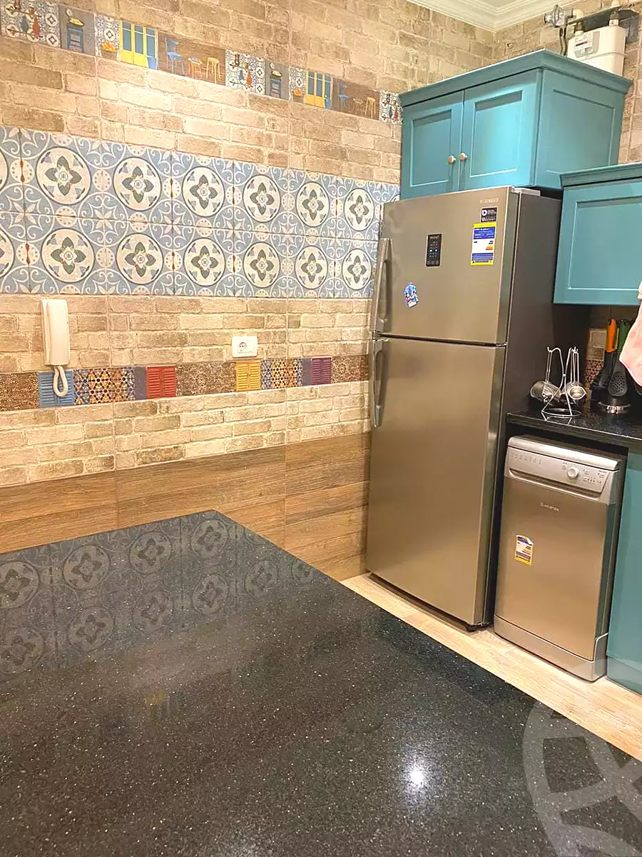https://aqarmap.com.eg/ar/listing/7271626-for-rent-cairo-new-cairo-compounds-el-patio-town-compound-la-vista