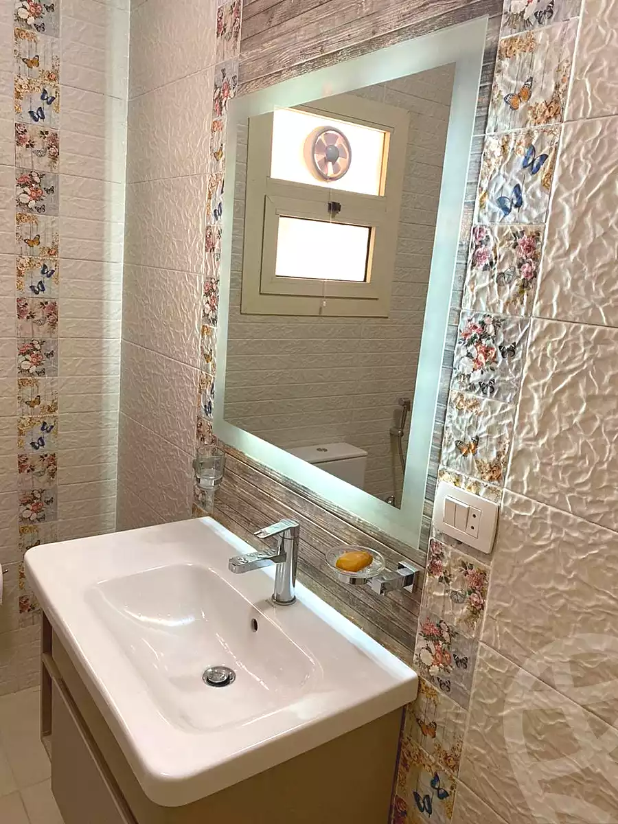 https://aqarmap.com.eg/ar/listing/7271626-for-rent-cairo-new-cairo-compounds-el-patio-town-compound-la-vista