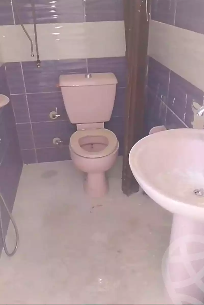https://aqarmap.com.eg/ar/listing/7271755-for-sale-alexandria-bakoos-emtedad-othman-moharem
