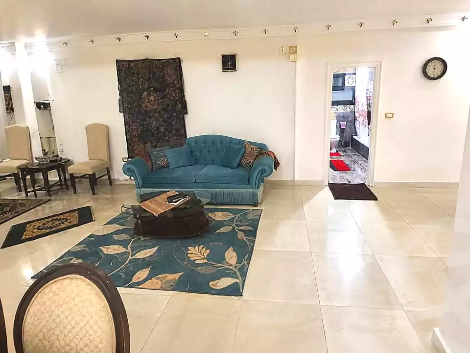 https://aqarmap.com.eg/ar/listing/7271769-for-rent-alexandria-al-agamy-lbytsh-bianchiii