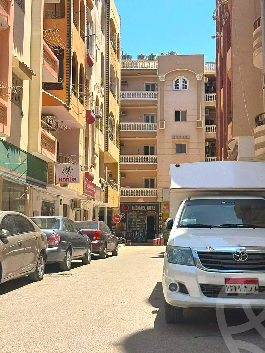 https://aqarmap.com.eg/en/listing/7271879-for-sale-red-sea-hurghada-city-el-hadba-sheraton-st