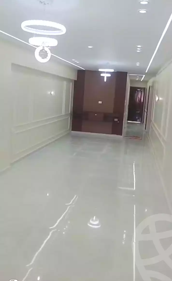https://aqarmap.com.eg/ar/listing/7272154-for-sale-alexandria-al-agamy-el-hanouvel