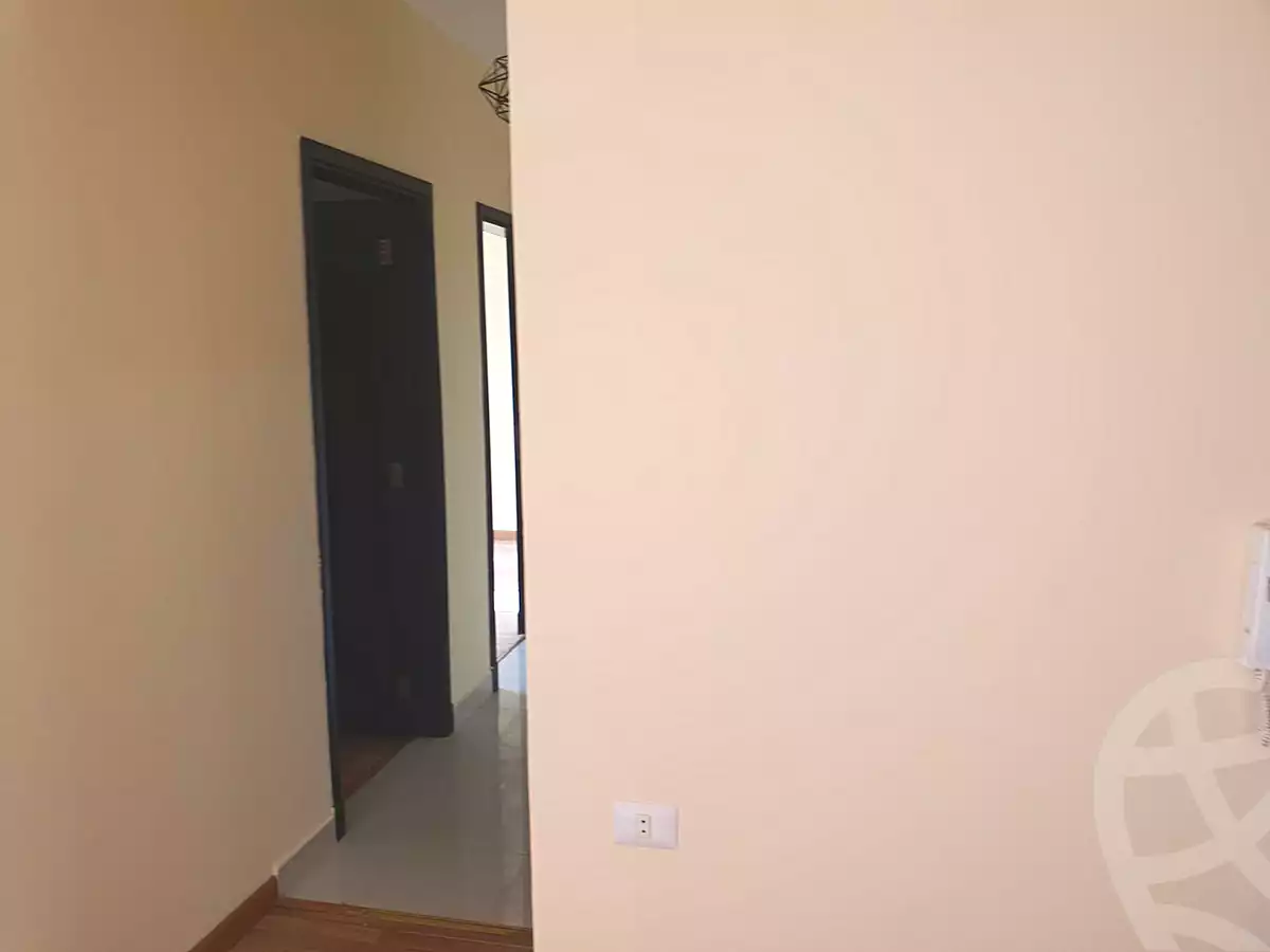 https://aqarmap.com.eg/en/listing/7272192-for-rent-cairo-el-sheikh-zayed-city-compounds-dh-drys