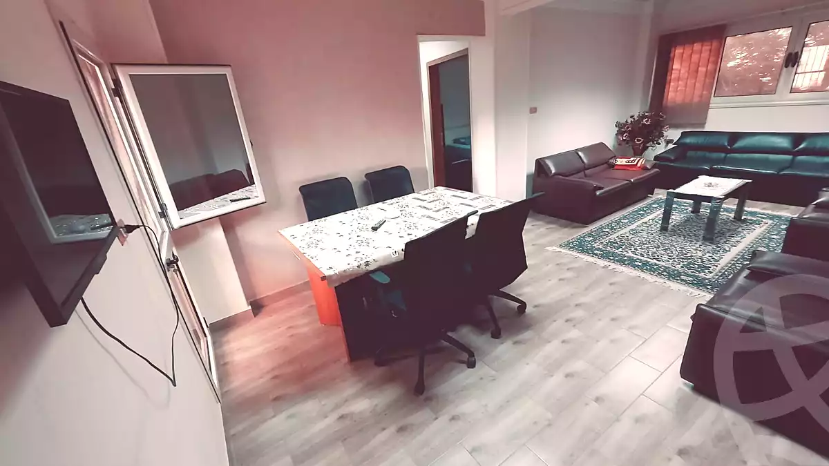 https://aqarmap.com.eg/ar/listing/7272211-for-rent-cairo-el-sheikh-zayed-city-shr-lbstn