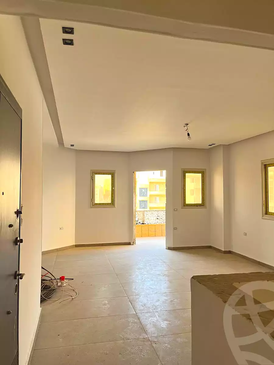 https://aqarmap.com.eg/ar/listing/7272479-for-sale-cairo-new-cairo-compounds-el-mostashareen-compound