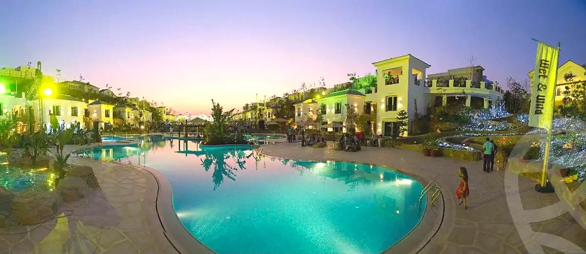 https://aqarmap.com.eg/ar/listing/7273032-for-sale-cairo-new-cairo-compounds-mountain-view1-1-compound