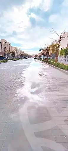https://aqarmap.com.eg/en/listing/7273045-for-sale-cairo-el-shorouk-compounds-al-burouj-compound-imkan
