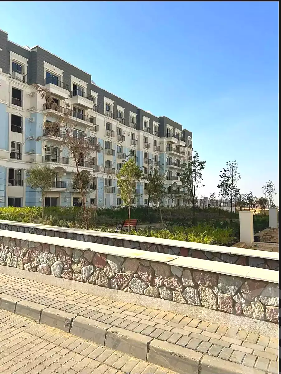 https://aqarmap.com.eg/ar/listing/7273247-for-sale-cairo-new-cairo-compounds-mwntn-fyw-y-syty-mountain-park-mountain-view-icity