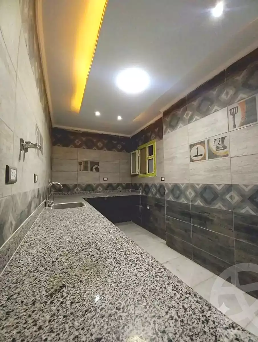 https://aqarmap.com.eg/ar/listing/7273245-for-sale-alexandria-al-agamy-lbytsh-mohamed-el-fardi-st