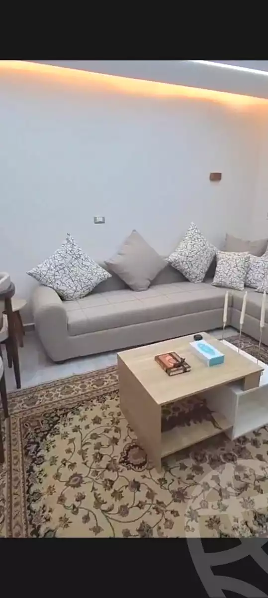 https://aqarmap.com.eg/en/listing/7273345-for-rent-cairo-6th-of-october-compounds-jn-ktwbr