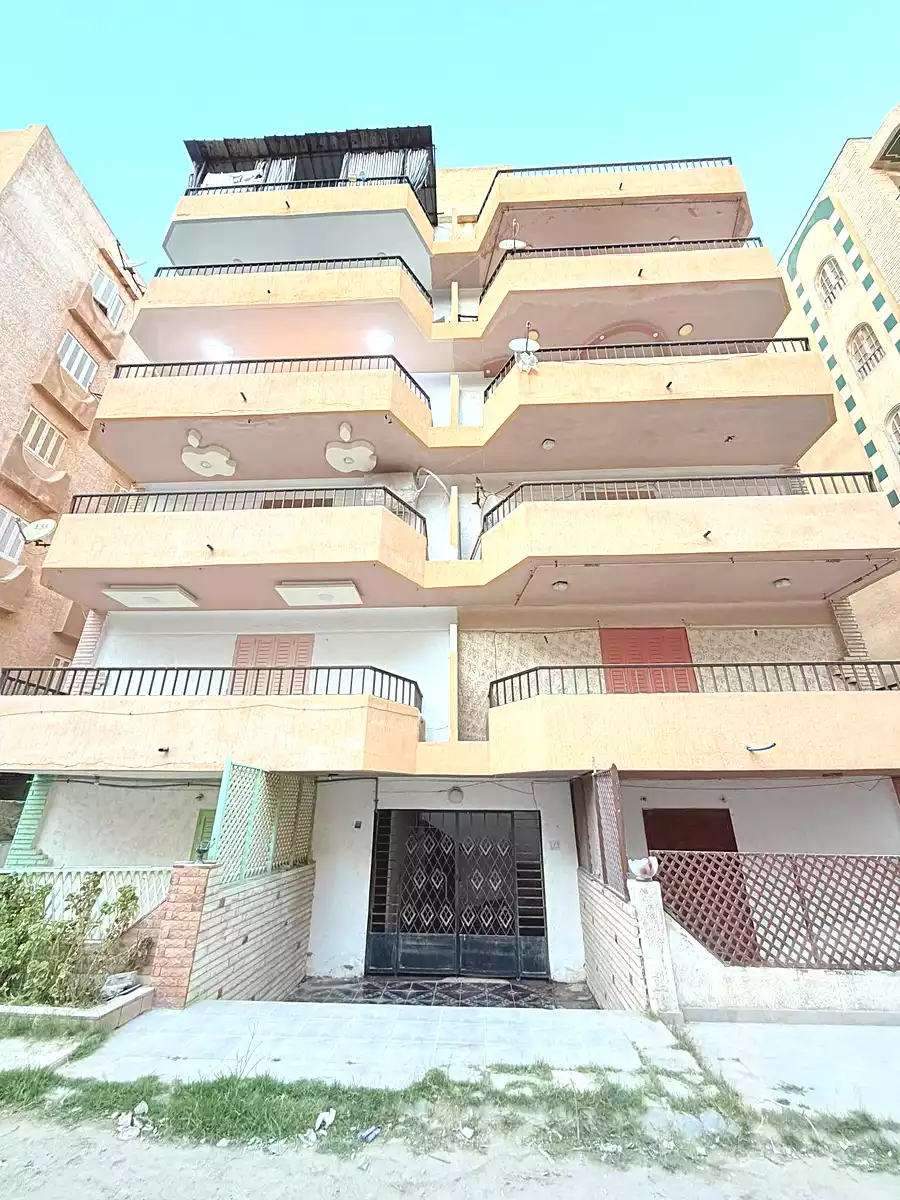 https://aqarmap.com.eg/ar/listing/7273418-for-sale-alexandria-al-agamy-shataa-el-nakheel