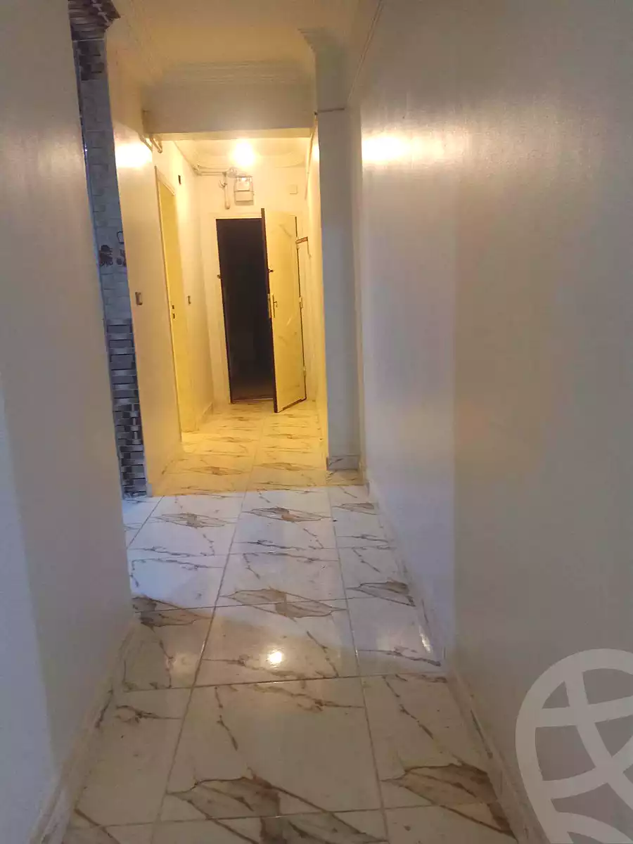 https://aqarmap.com.eg/en/listing/7273505-for-rent-cairo-elnozha-Streettt-27