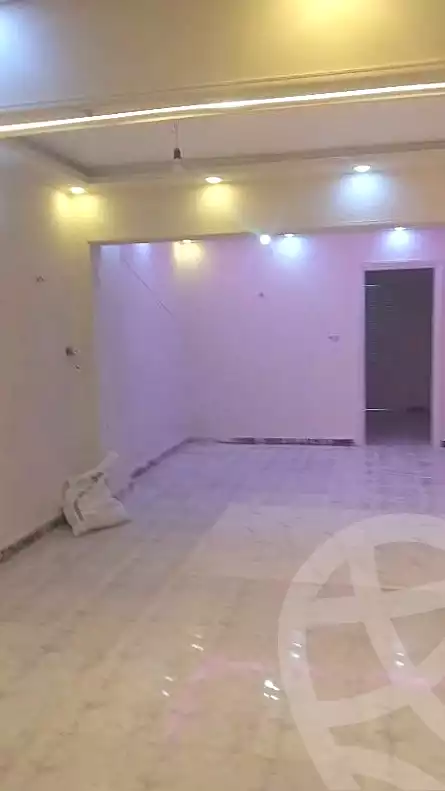 https://aqarmap.com.eg/ar/listing/7273788-for-sale-alexandria-al-agamy-el-hanouvel