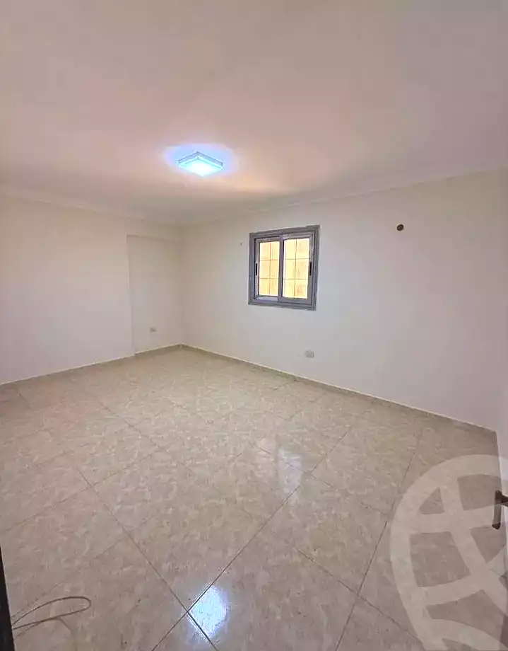 https://aqarmap.com.eg/ar/listing/7273963-for-rent-alexandria-mostafa-kamel-area