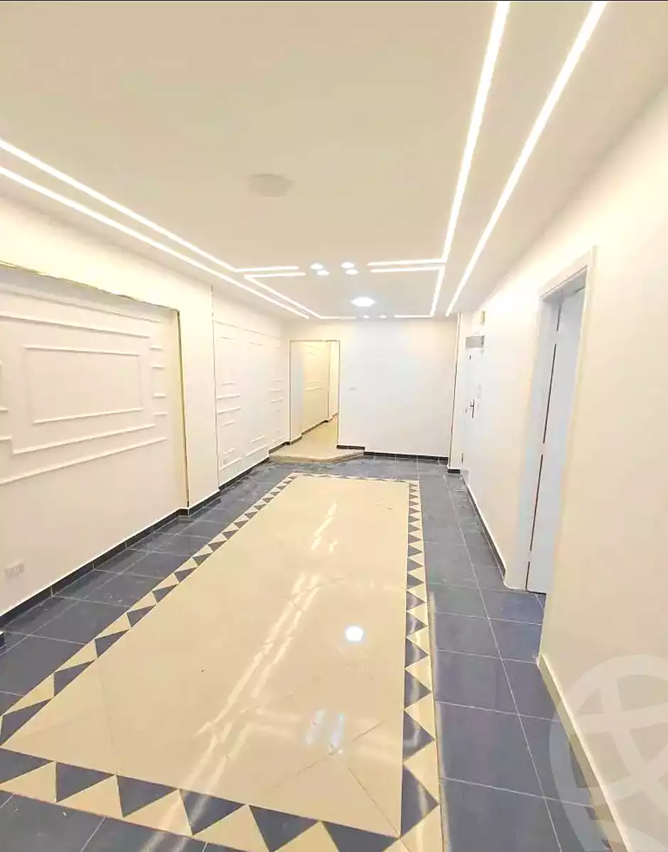 https://aqarmap.com.eg/ar/listing/7274032-for-sale-alexandria-sydy-bshr-sydy-bshr-bhry