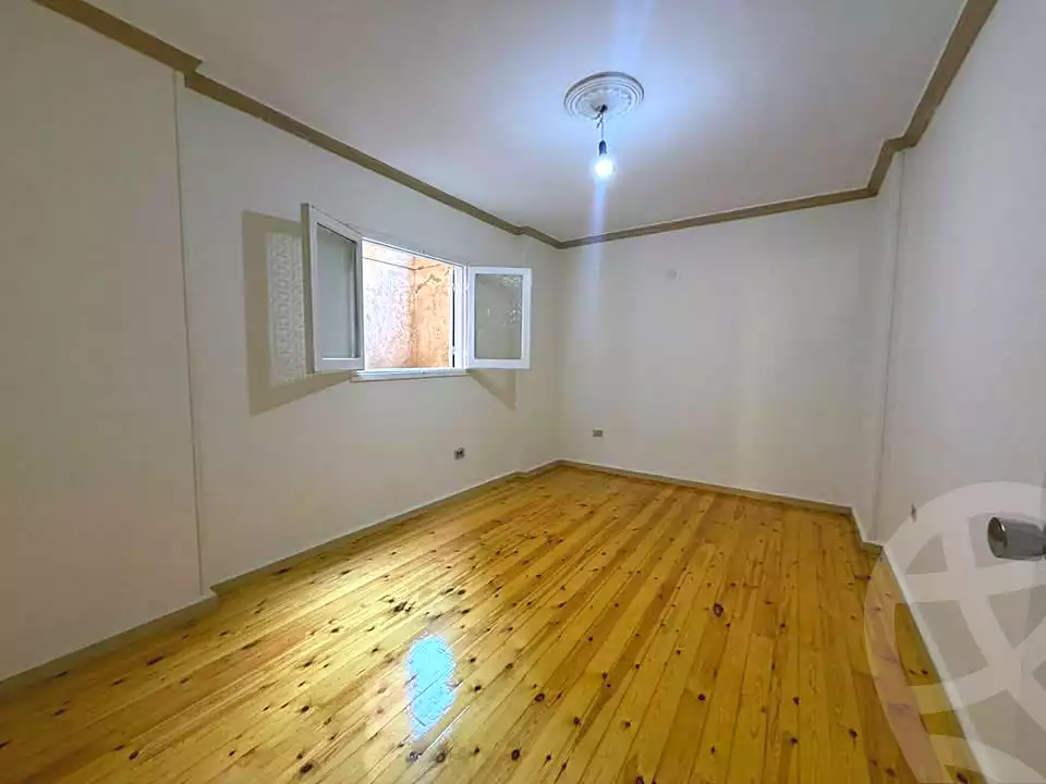 https://aqarmap.com.eg/ar/listing/7274125-for-rent-alexandria-ganaklis