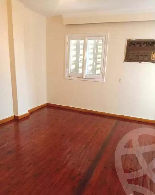 https://aqarmap.com.eg/ar/listing/7274404-for-rent-cairo-el-zaytun-lzytwn-lbhry-shr-snn-bsh