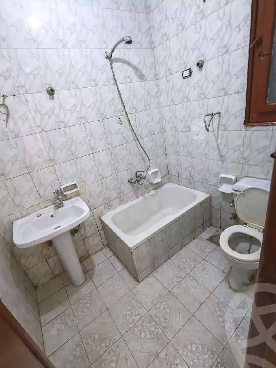 https://aqarmap.com.eg/ar/listing/7274468-for-sale-alexandria-al-agamy-el-hanouvel