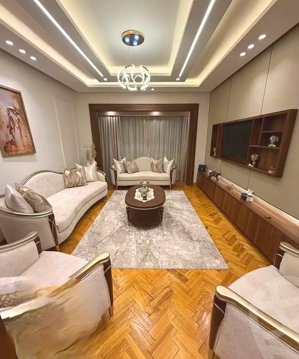 https://aqarmap.com.eg/en/listing/7274500-for-sale-alexandria-miami-shr-jml-bd-lnsr
