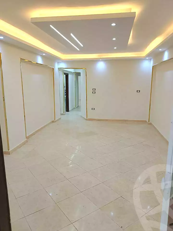 https://aqarmap.com.eg/en/listing/7274595-for-sale-alexandria-al-agamy-el-hanouvel-radwan-st