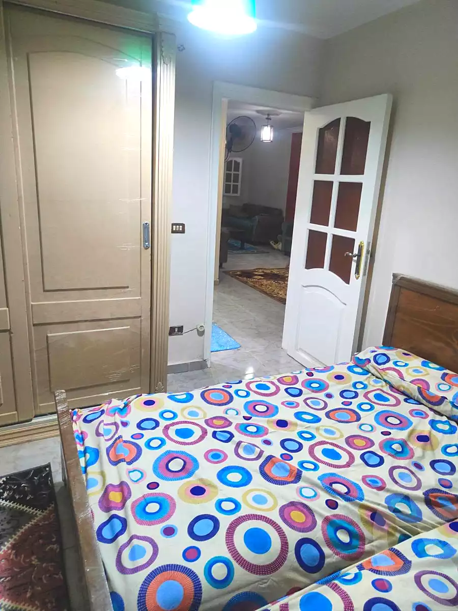 https://aqarmap.com.eg/ar/listing/7274693-for-rent-cairo-helwan-el-shareaa-el-sharby-st