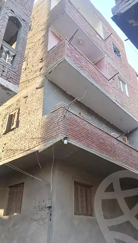 https://aqarmap.com.eg/ar/listing/7274729-for-sale-cairo-helwan-hadayek-helwan-nile-corniche-st