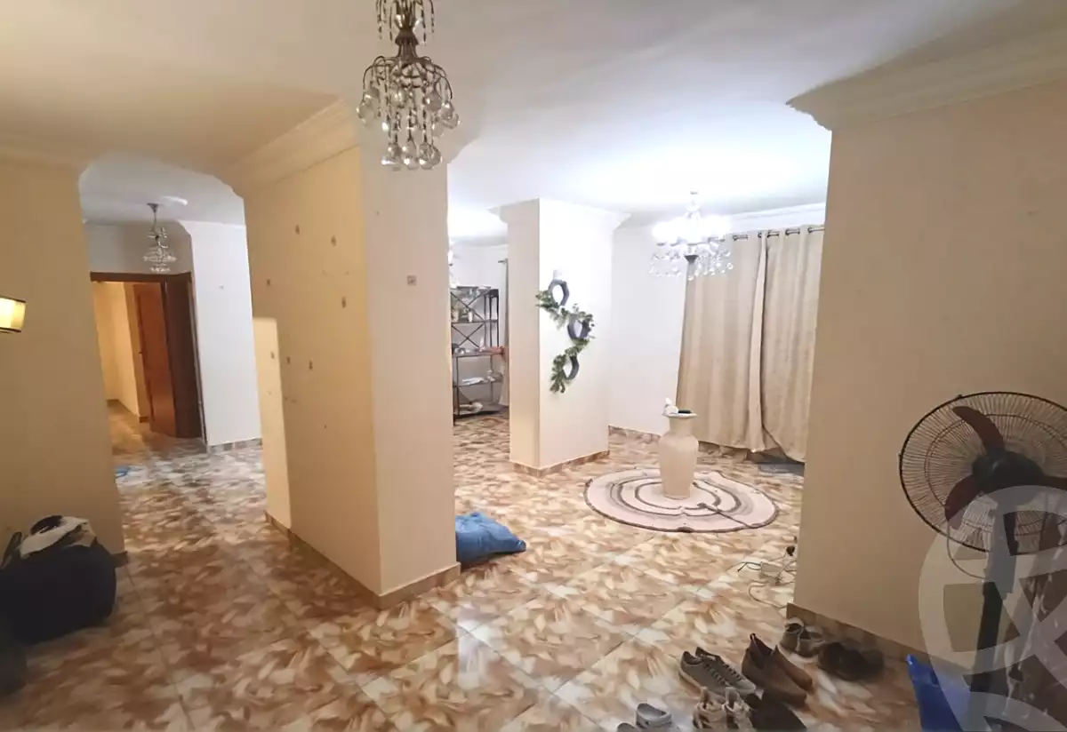 https://aqarmap.com.eg/en/listing/7274842-for-sale-alexandria-el-montazah