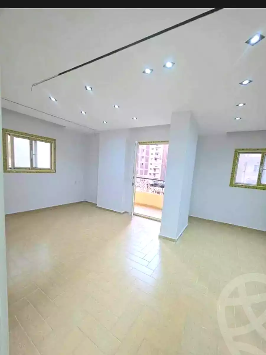 https://aqarmap.com.eg/ar/listing/7275090-for-sale-alexandria-sydy-bshr-sydy-bshr-bhry-shr-mhmd-njyb