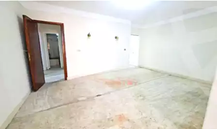 https://aqarmap.com.eg/en/listing/7275096-for-rent-alexandria-ganaklis
