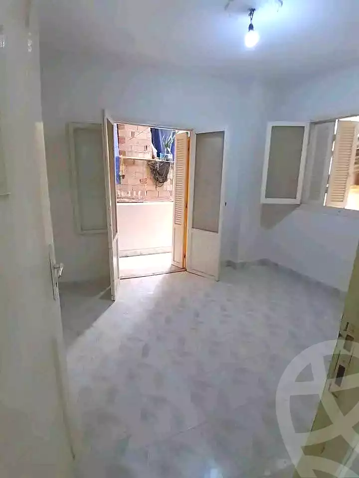 https://aqarmap.com.eg/ar/listing/7275205-for-sale-alexandria-al-agamy-el-hanouvel-radwan-st