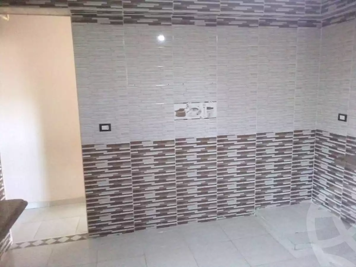 https://aqarmap.com.eg/ar/listing/7275354-for-rent-alexandria-al-agamy-bw-ywsf