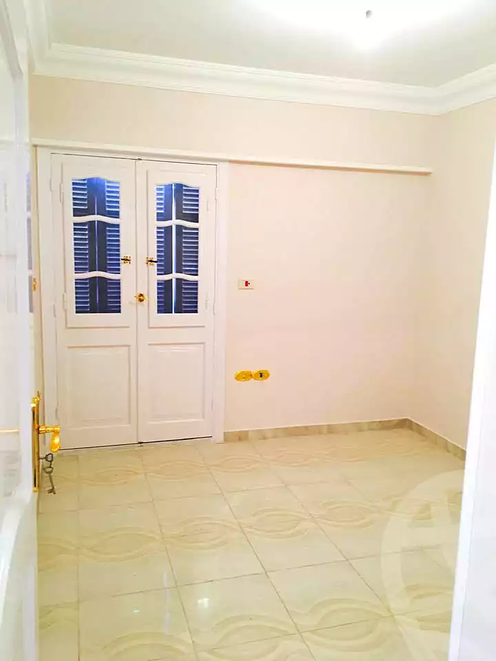 https://aqarmap.com.eg/ar/listing/7275385-for-sale-alexandria-lsywf-mostafa-kamel-st