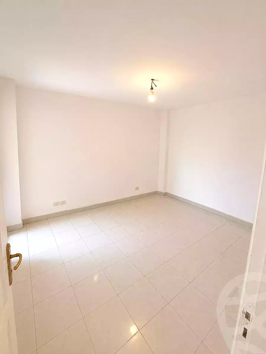 https://aqarmap.com.eg/ar/listing/7275491-for-sale-cairo-new-cairo-madinaty-lmntq-lthlthh-fylt-group-25