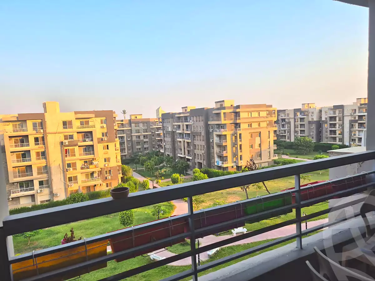 https://aqarmap.com.eg/en/listing/7275914-for-sale-cairo-el-sheikh-zayed-city-compounds-dr-msr