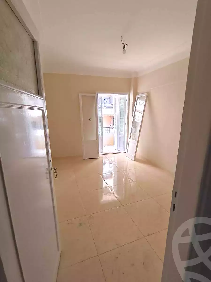 https://aqarmap.com.eg/ar/listing/7275918-for-sale-alexandria-sydy-bshr-sydy-bshr-qbly-saif-st