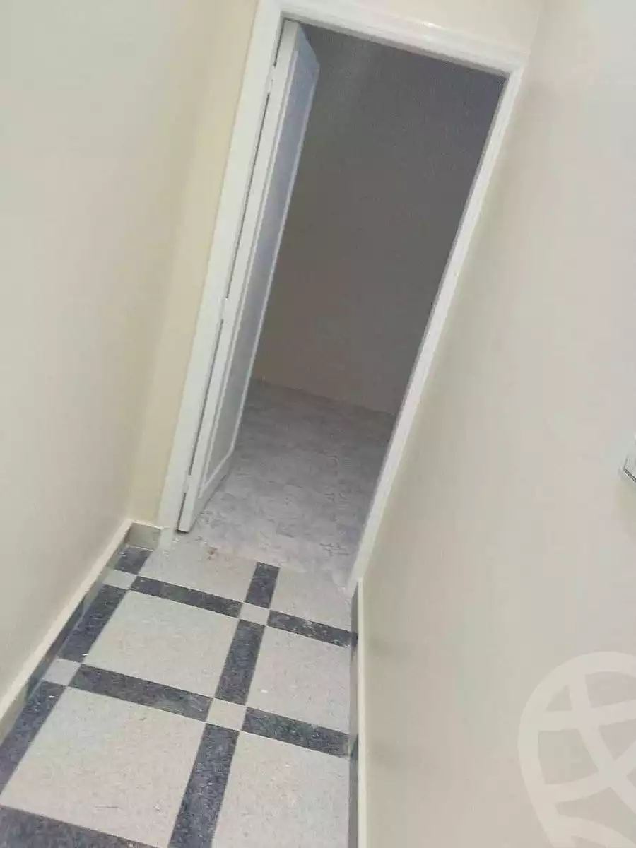 https://aqarmap.com.eg/ar/listing/7275967-for-sale-cairo-helwan-helwan-el-sharkeya-thabit-basha-st