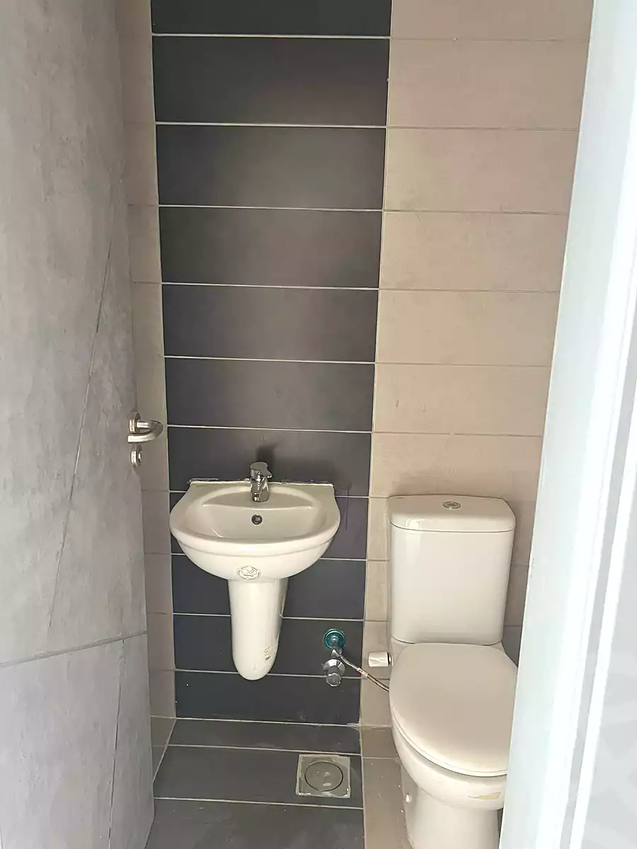 https://aqarmap.com.eg/ar/listing/7275886-for-rent-cairo-new-cairo-el-narges-el-narges-omarat-street-79