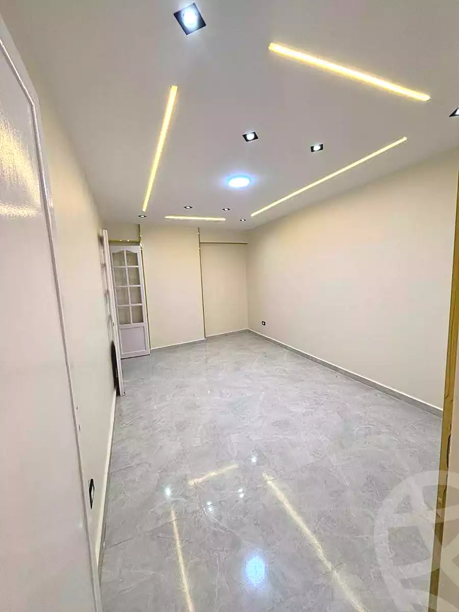 https://aqarmap.com.eg/ar/listing/7276101-for-sale-alexandria-sydy-bshr-sydy-bshr-bhry-shr-mhmwd-l-yswy