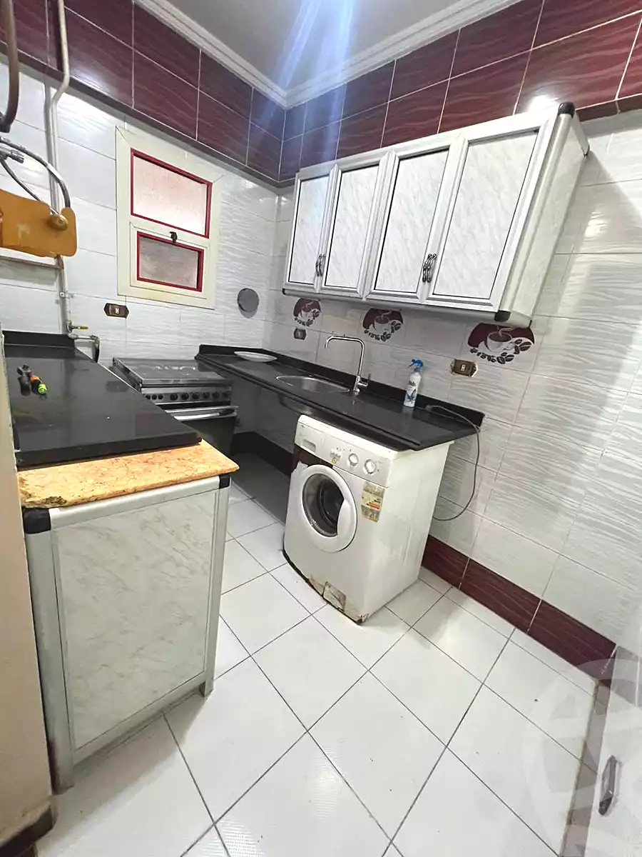 https://aqarmap.com.eg/en/listing/7276272-for-sale-alexandria-sydy-bshr-sydy-bshr-bhry-mohamed-el-srafi-st.
