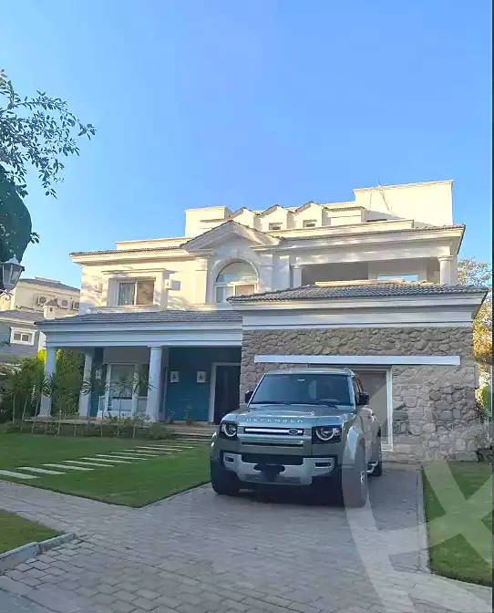 https://aqarmap.com.eg/ar/listing/7276281-for-sale-cairo-new-cairo-90th-street-90th-between-mountain-view-roundabout-and-auc