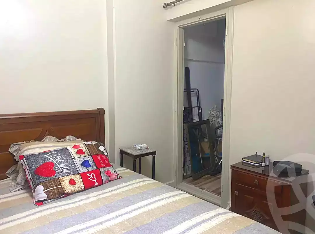 https://aqarmap.com.eg/ar/listing/7276378-for-sale-alexandria-el-asafra-shr-45